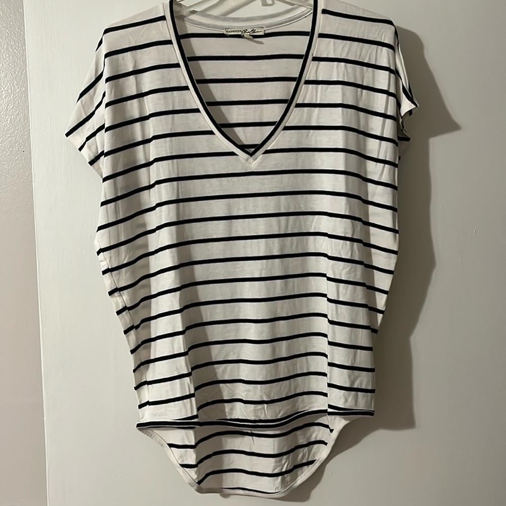 Express One Eleven Striped T-Shirt Small